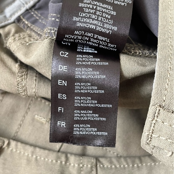 Kuhl TREKR Hiking PANT Size 12 - Picture 10 of 11